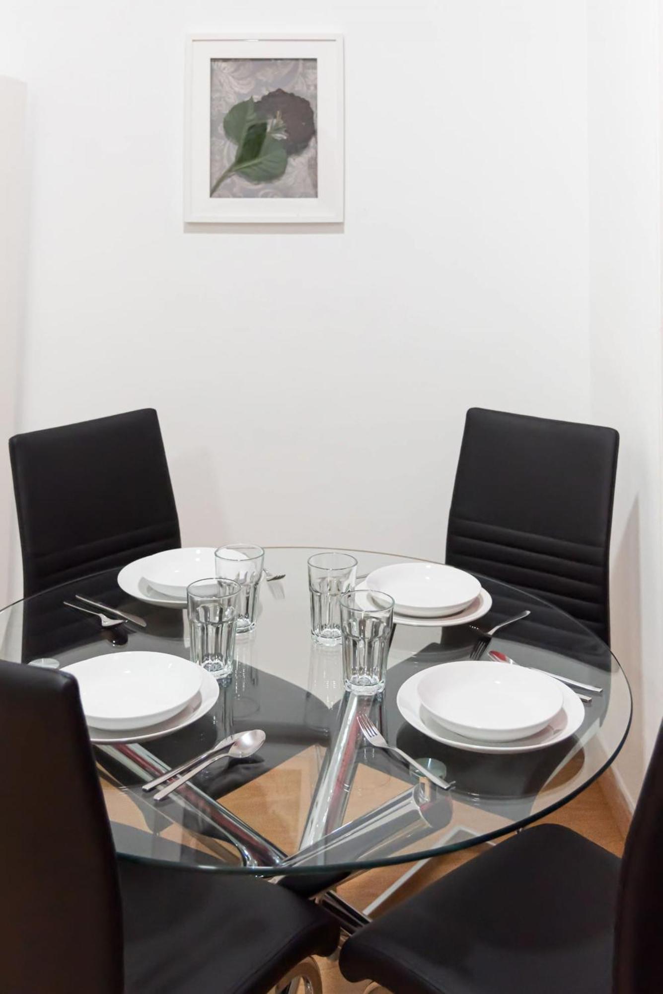 Apartamentos Day Madrid Luna Centro Gran Via Sol Malasana Zewnętrze zdjęcie