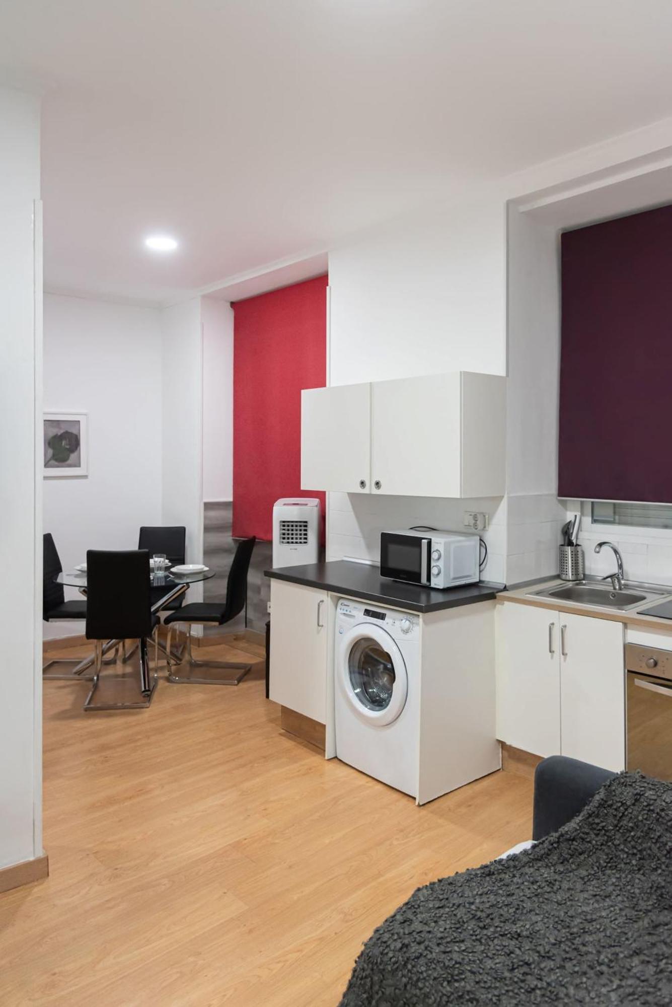 Apartamentos Day Madrid Luna Centro Gran Via Sol Malasana Zewnętrze zdjęcie