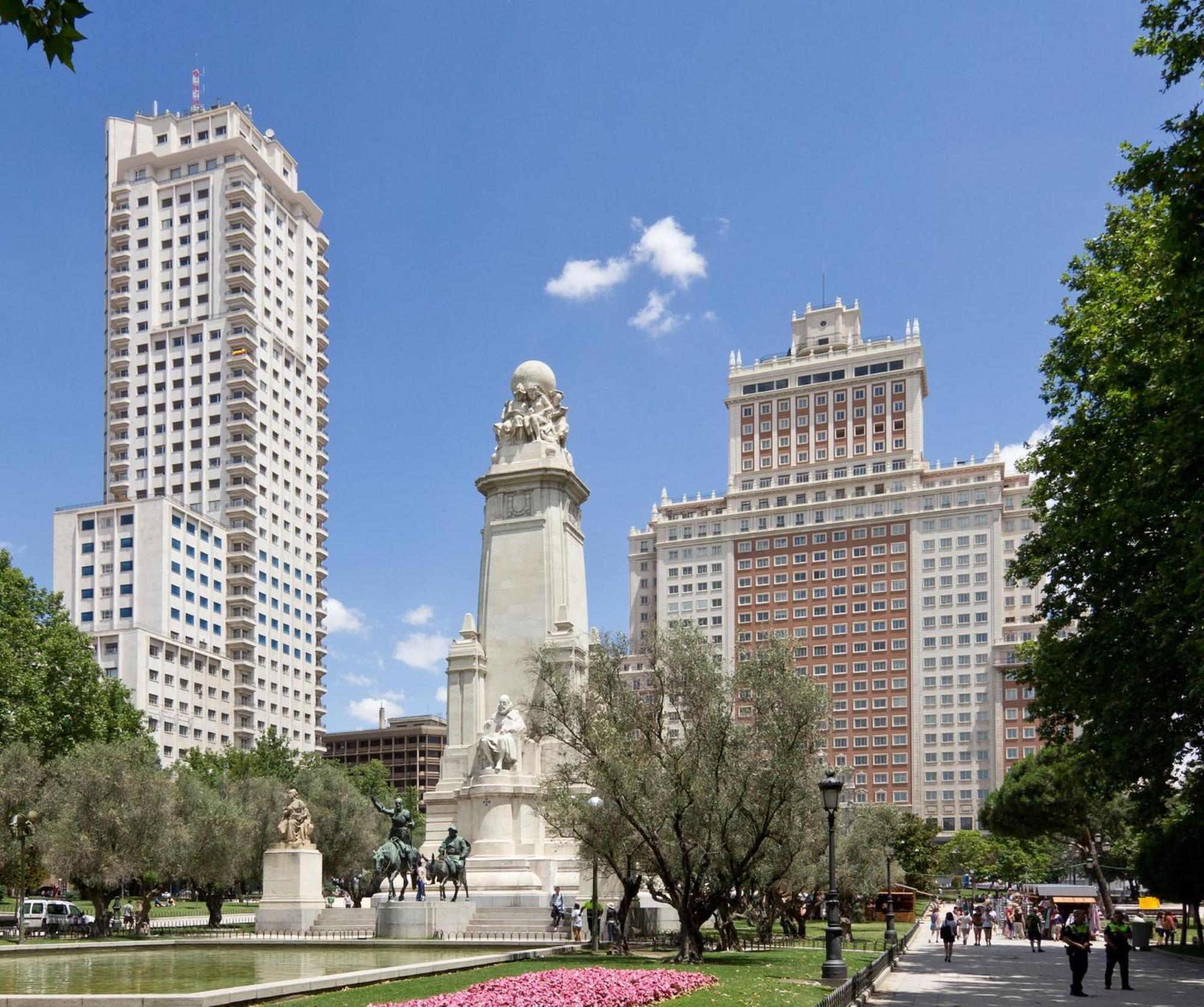 Apartamentos Day Madrid Luna Centro Gran Via Sol Malasana Zewnętrze zdjęcie