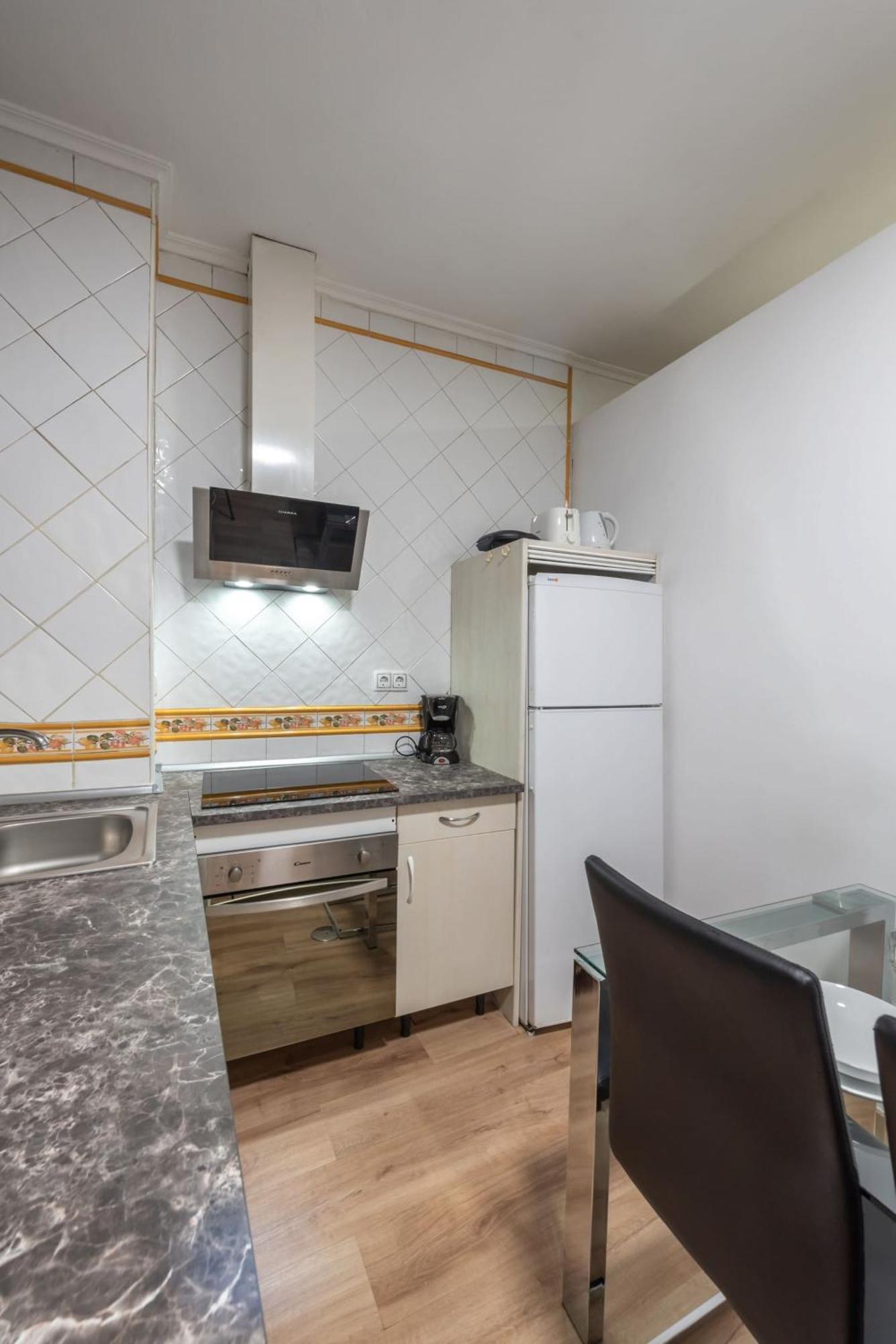 Apartamentos Day Madrid Luna Centro Gran Via Sol Malasana Zewnętrze zdjęcie