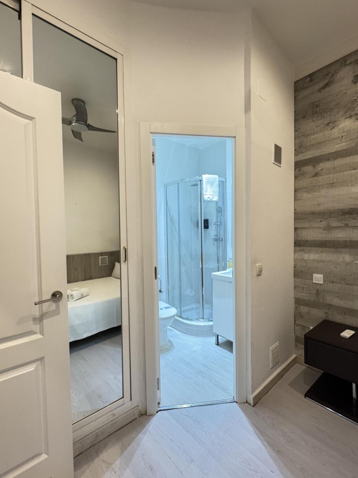 Apartamentos Day Madrid Luna Centro Gran Via Sol Malasana Zewnętrze zdjęcie