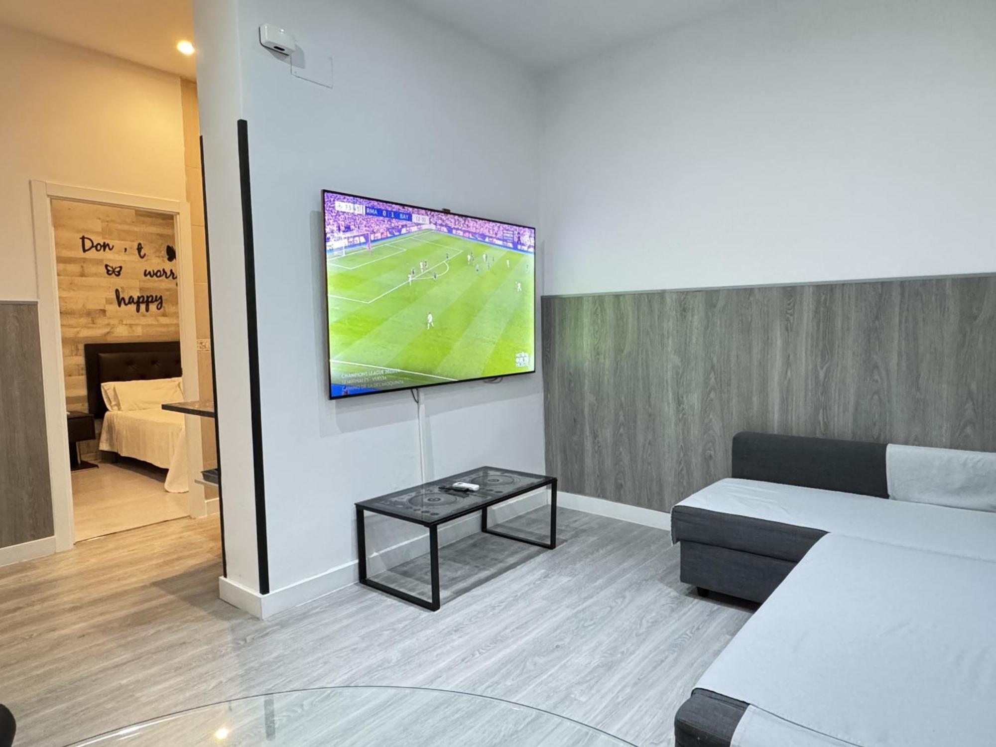 Apartamentos Day Madrid Luna Centro Gran Via Sol Malasana Zewnętrze zdjęcie